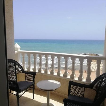 Flamingo, Beach, Sea View, Pool, Wi Fi Apartment ตอร์เรเวียคา ภายนอก รูปภาพ