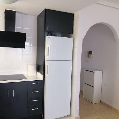 Flamingo, Beach, Sea View, Pool, Wi Fi Apartment ตอร์เรเวียคา ภายนอก รูปภาพ