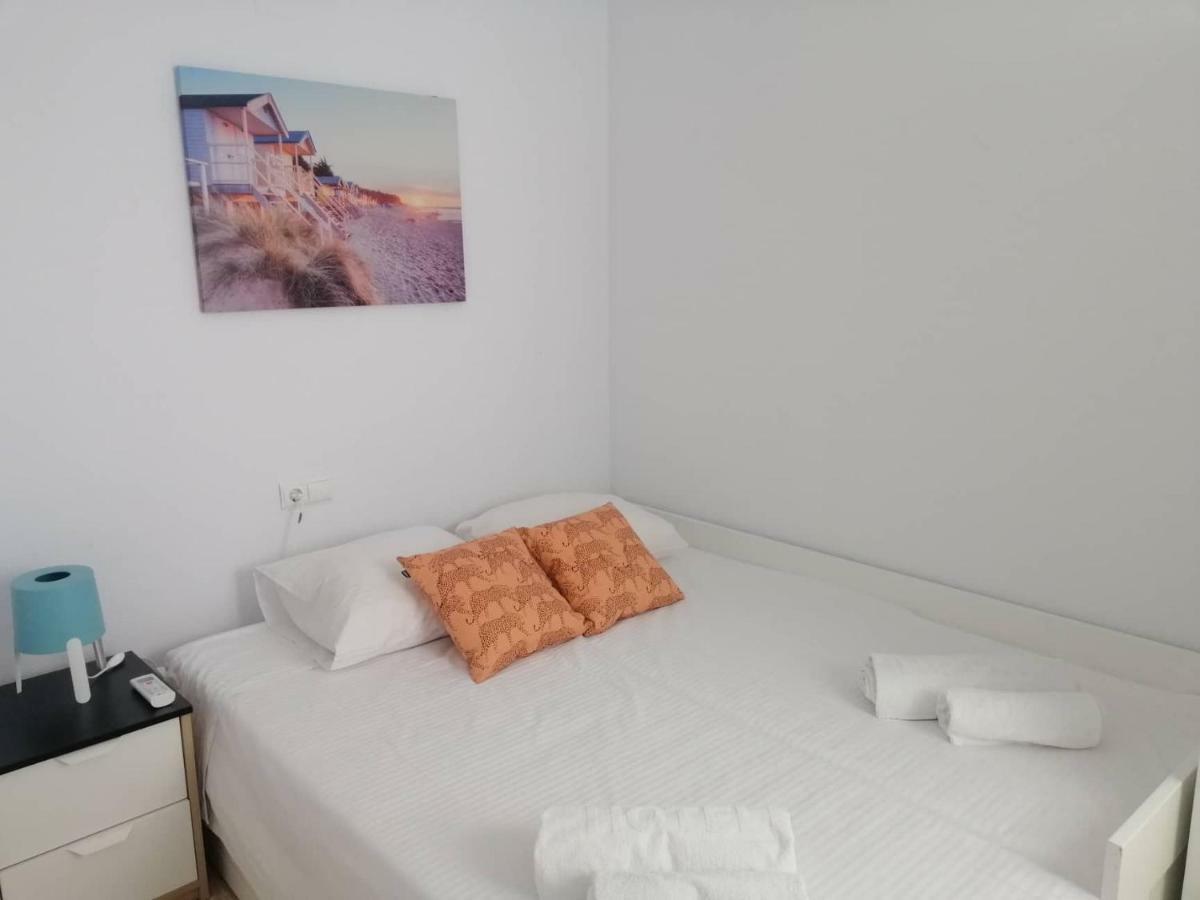 Flamingo, Beach, Sea View, Pool, Wi Fi Apartment ตอร์เรเวียคา ภายนอก รูปภาพ