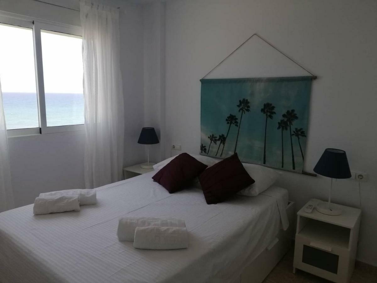 Flamingo, Beach, Sea View, Pool, Wi Fi Apartment ตอร์เรเวียคา ภายนอก รูปภาพ